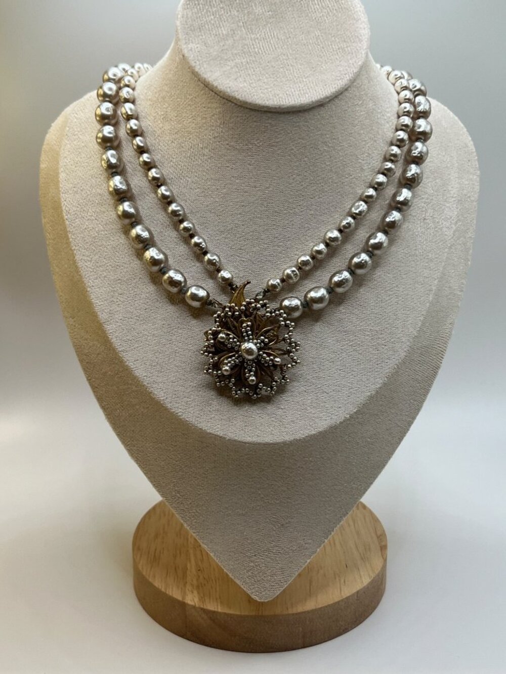 Vintage Signed Miriam Haskell Double-Strand Baroque Pearl Floral Choker